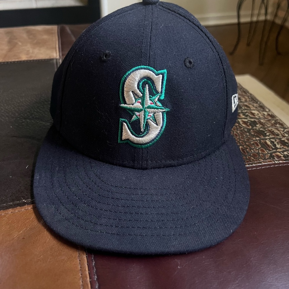 New Era Black 59FIFTY Fitted Cap